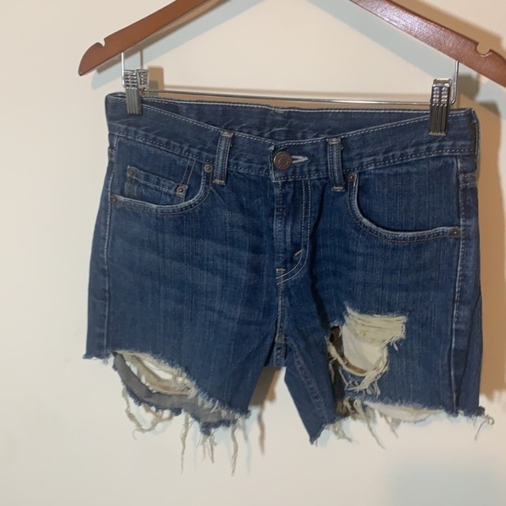 Levi’s cut off jean shorts
